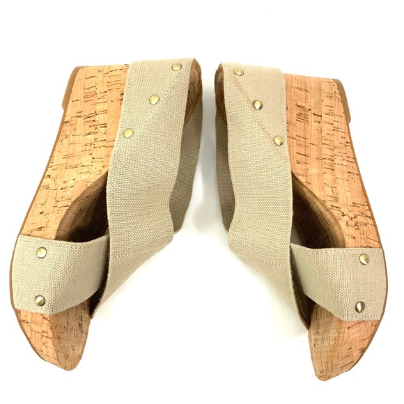 LUCKY BRAND Beige Cork Wedge Slip-On Sandals - Picture 3 of 8